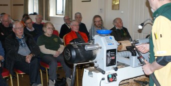 Showing the roughing gouge approach